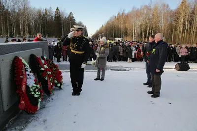 На мемориале \"Разорванное кольцо\" погас \"Вечный огонь\" - KP.RU