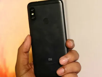 Обзор Xiaomi Redmi 6. Самый выгодный народный смартфон