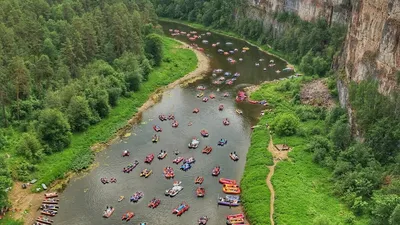 Переполнена лодками и загажена туристами река Ай в Челябинской области |  Курс Дела | Дзен