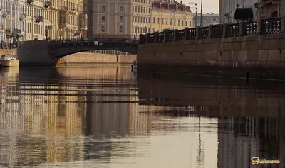 Синий мост и река Мойка в Санкт-Петербурге The blue bridge over the Moika  River Stock Photo | Adobe Stock
