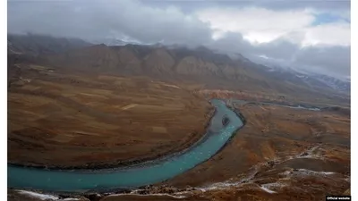 Река Нарын: крупнейшая притока Сырдарьи» — создано в Шедевруме