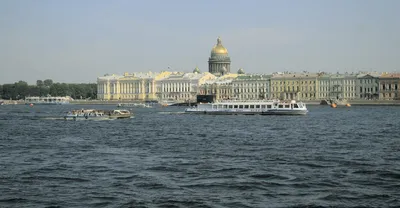 Достопримечательности города Петербурга…» — создано в Шедевруме