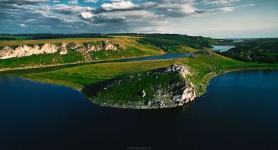 Горная река Прут в Яремче стоковое фото ©bloodua 104407384