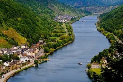 Река Рейн на Rudesheim стоковое фото. изображение насчитывающей ландшафт -  42783584