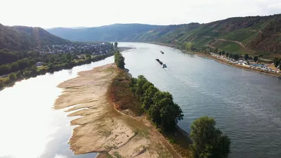 Сушата удря река Рейн, може и да има спиране на корабоплаването - Новини от  Actualno
