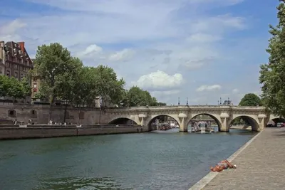 Река Сена, Париж. стоковое изображение. изображение насчитывающей туризм -  34902345
