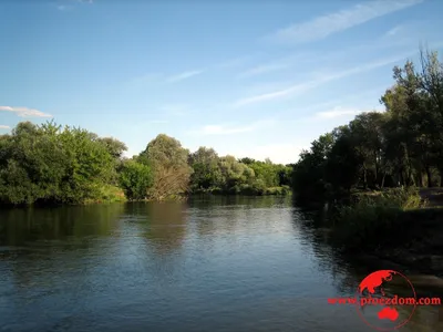 живописная река северский донец в изум Стоковое Фото - изображение  насчитывающей река, рисуночно: 217969954