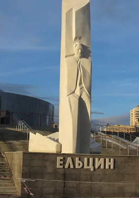 В Москве завершилась реставрация памятника Минину и Пожарскому | Культура |  Аргументы и Факты