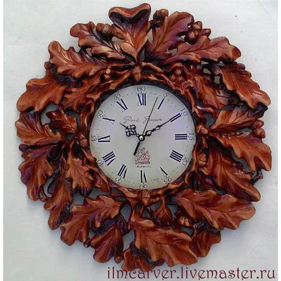 Резные настенные часы из дерева Осенний дубок – заказать на Ярмарке  Мастеров – A0HYJBY | Часы классические, Элиста