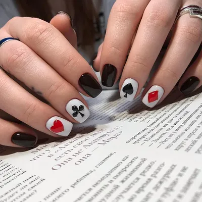 МАНИКЮР,ОБУЧЕНИЕ,КУРСЫ pe Instagram: „Карты ♦️ ❤️♣️♠️Обе ручки🤗” | Дизайн  гелевых ногтей, Маникюр, Дизайнерские ногти