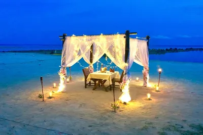 Романтический ужин на пляже - 32 фото