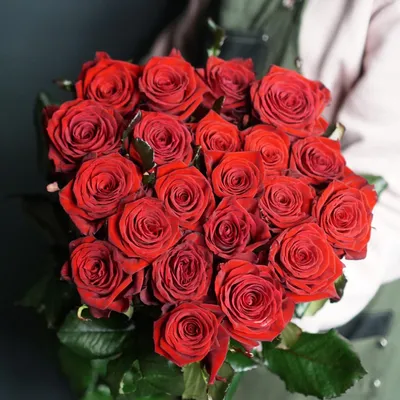 А) 21 Роза \"Престиж\" 90 см и скидки в интернет магазине цветов Роз Новоросс