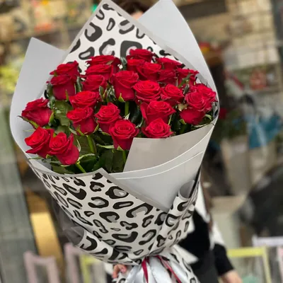 Букет из 51 розы Престиж купить по цене 2345 грн | Украфлора