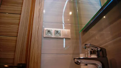 розетка над столешницей в ванной | Lighted bathroom mirror, Bathroom  mirror, Framed bathroom mirror