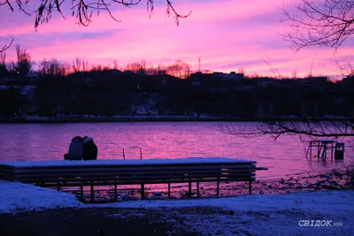 Розовое небо: жители Николаева могли наблюдать необычный лиловый закат.ФОТО  | СВІДОК.info