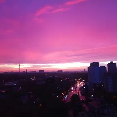 Апокалиптическое розовое небо в Сыктывкаре: что это было (фото)