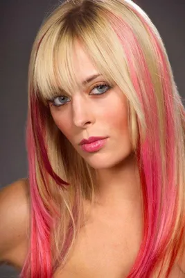 Цветное окрашивание на светлых волосах | SalonSecret.ru - секреты красоты |  Дзен