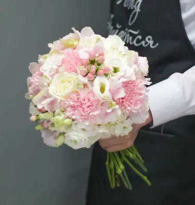Купить «Букет невесты из нежно-розовых пионовидных роз art. 05-081» по  доступной цене с доставкой по Москве в салоне Fl-er