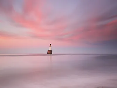 Розовый рассвет на море, крася Стоковое Изображение - изображение  насчитывающей штиль, праздник: 38708341