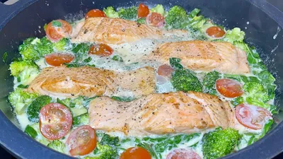 Hake in creamy sauce - YouTube