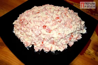 Салат \"Красное море\" с крабовыми палочками и помидорами - рецепт автора  Кулинарная семья