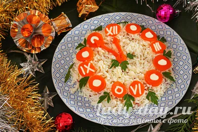 Новогодний салат Часы, рецепт с фото пошагово