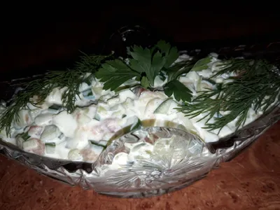 Фото-рецепт \"Слоёный салат с красной рыбой, рисом и овощами\" - Власть Вкуса