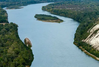 Самая длинная, самая глубокая, самая мутная: 7 удивительных рек | Вокруг  Света