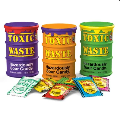 Toxic Waste Супер кислые леденцы. Самые кислые конфеты в мире