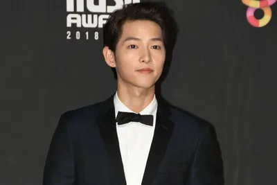 15 самых красивых корейских актеров в 2021 году