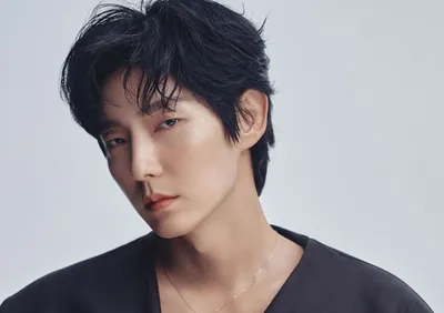 15 самых красивых корейских актеров в 2021 году