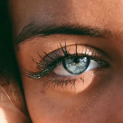 Голубые женские глаза - 70 фото