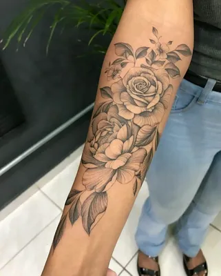 Тату для девушек - более 250 идей для красивой татуиорвки в каталоге  Classic Tattoo