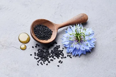 Lifenut.md - Семена чёрного тмина ( Узбекистан) Чёрный тмин считается одной  из самых биологически активных пряностей. Семена насыщены различными  жирными кислотами, а также калием, фосфором, кальцием и магнием.  Эффективность черного тмина как