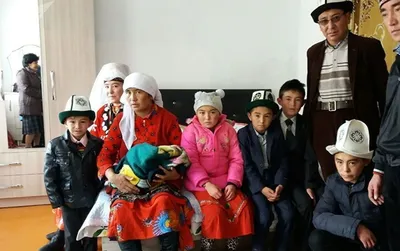 Дочь Атамбаева рассказала, как живет семья экс-президента