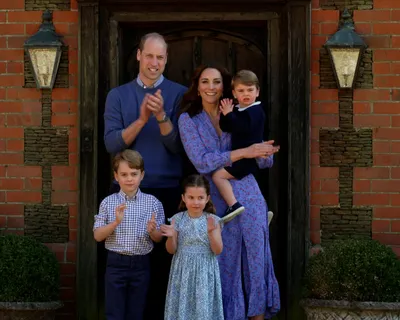 КОРОНА: громкий скандал вокруг семьи Кейт Миддлтон и принца Уильяма – «Луи  потерял палец»