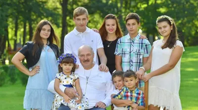 Семья подростка из Латвии, взявшего интервью у Лукашенко, получила  белорусское гражданство