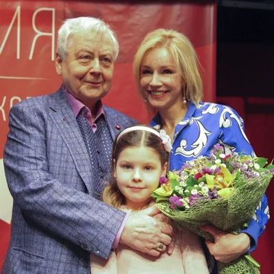 Похожа на папу: показываем, как выглядит 14-летняя дочь Олега Табакова
