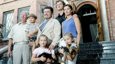Русскоговорящий сын Порошенко поставил семье ультиматум :: Новости :: ТВ  Центр