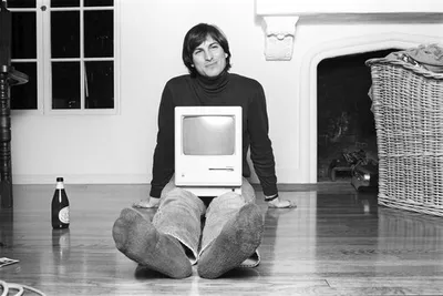 Apple посвятила главную страницу Стиву Джобсу к десятилетней годовщине его  смерти | dev.by