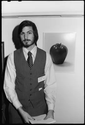 Десять лет назад умер основатель Apple Стив Джобс. Почему его считали  гением и за что не любили?: Гаджеты: Наука и техника: Lenta.ru