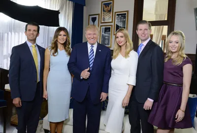 Новые фотографии членов семьи г-на Трампа