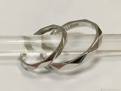 Кольцо Boucheron (Бушерон) с бриллиантами.