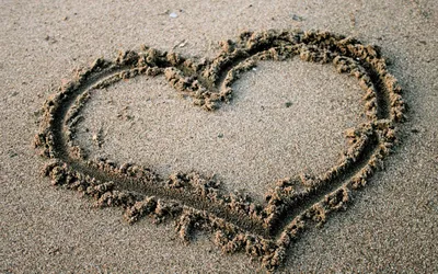 Обои пляж, сердечко, сердце, песок, любовь, настроения, i love на рабочий  стол