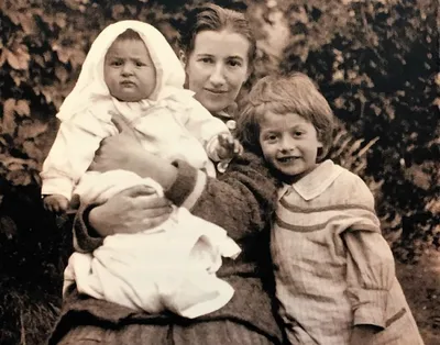 Зинаида Серебрякова и ее семья. История в картинах | Артхив