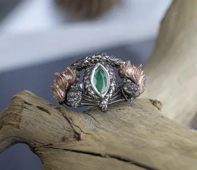 Серебряное кольцо с изумрудом купить в Германии по выгодной цене!
