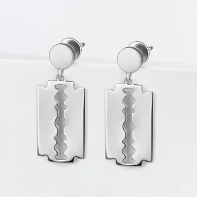 Серьги :: Серьги из серебра :: Серебряные серьги-гвоздики с кристаллами в  необычном дизайне