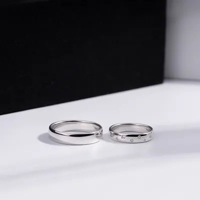 Серебряные обручальные кольца: стоит ли их покупать