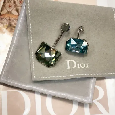 Новые серьги Dior Tribales: жемчуг и этнические акценты для гламурного лета  | ladyline.me | Дзен