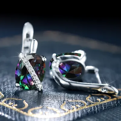 Серьги кольца со стразами, с камнями купить по цене 180 ₽ в  интернет-магазине KazanExpress